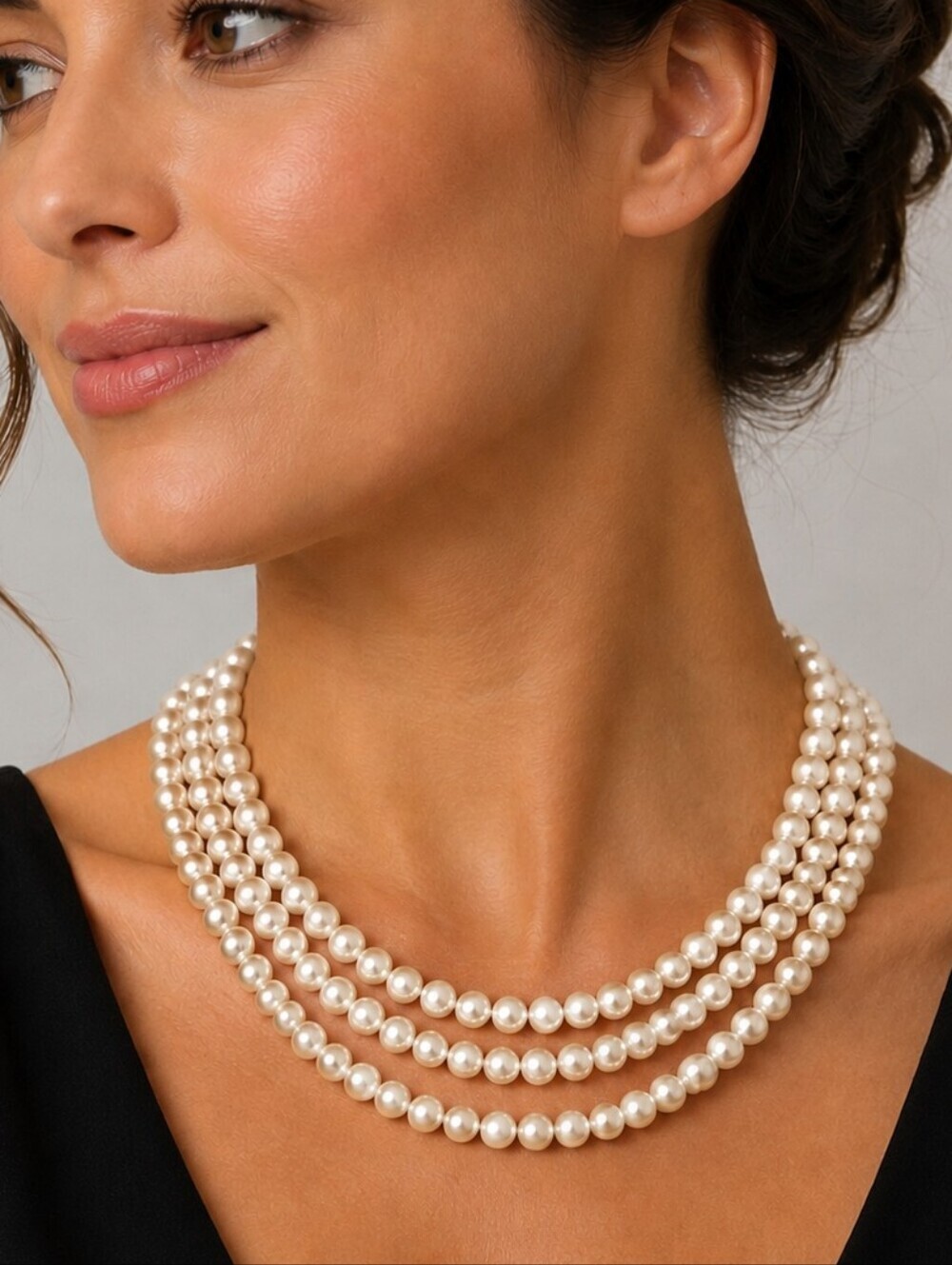 Vintage Triple Strand Layered Acrylic Pearl Formal Bridal Necklace